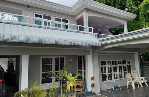Cap Malheureux House | Bungalow Casa Au Cap - On the 1st Floor