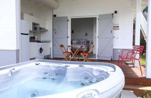La Colline Apartment | Bungalow classé 2 étoiles avec jacuzzi et vue mer-Palbéa