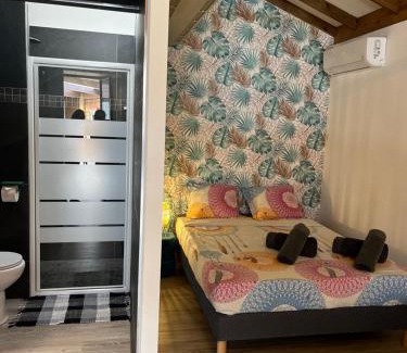 La Possession House | Bungalow et jacuzzi privatifs