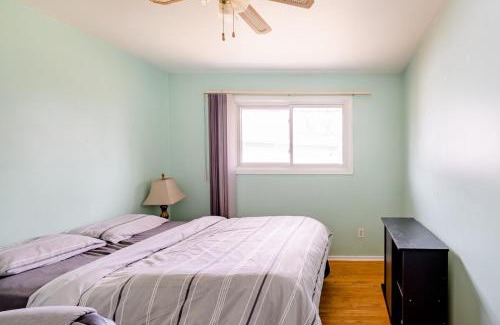 Waterloo House | Bungalow in a Quiet Neighborhood