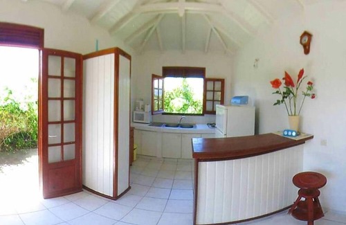 Dubedou House | BUNGALOW IN FULL COUNTRYSIDE IN A QUIET ECRIN