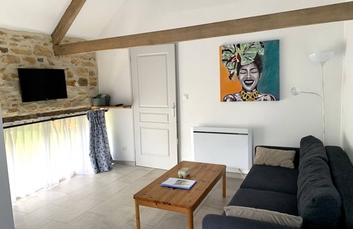 Gourdon House | Bungalow in Gourdon between Sarlat and Rocamadour, pkg, lake 4km away