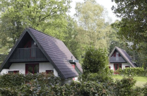 Langelo Ski Chalet | Bungalow in Haaksbergen near Nature Trails