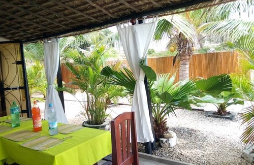Mahajanga House | Bungalow in the water for rent