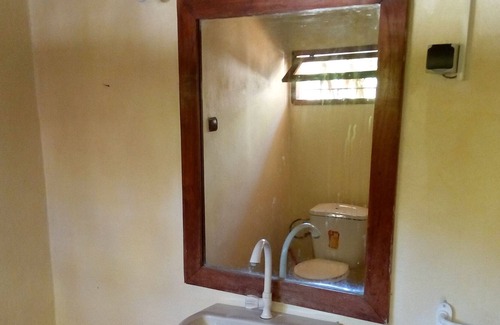 Mahajanga House | Bungalow in the water for rent