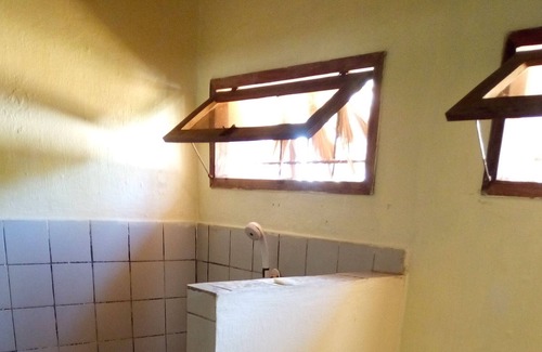Mahajanga House | Bungalow in the water for rent