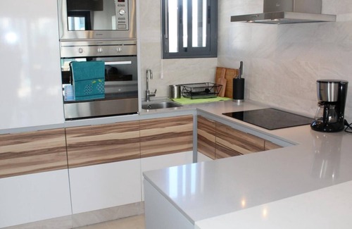 Los Altos House | Bungalow in Torrevieja Punta Prima. WIFI and pool. Close to beach and golf