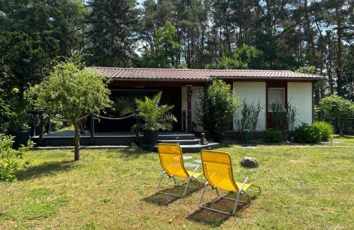 Jessern House | Bungalow-Jessern Ferienhaus im Grünen mit Seeblick
