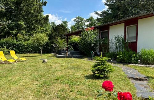 Jessern House | Bungalow-Jessern Ferienhaus im Grünen mit Seeblick