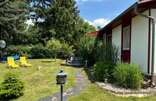 Jessern House | Bungalow-Jessern Ferienhaus im Grünen mit Seeblick