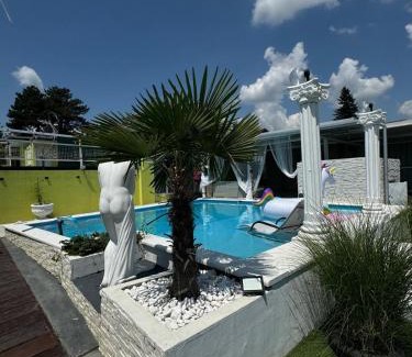Stari Banovci Villa | Bungalow Lux 2