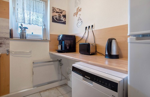 Ueckermuende House | Bungalow 'Meerjungfrau' with Sea View, Private Terrace and Wi-Fi