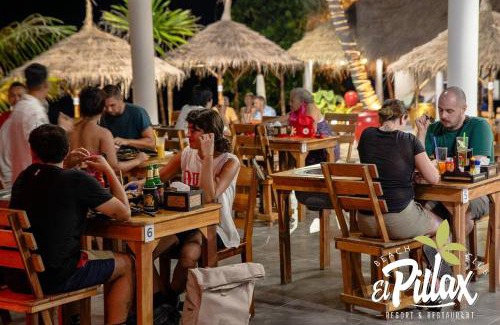 Koh Lan Ski Chalet | Bungalow near by beach El Pillax Lanta Resort