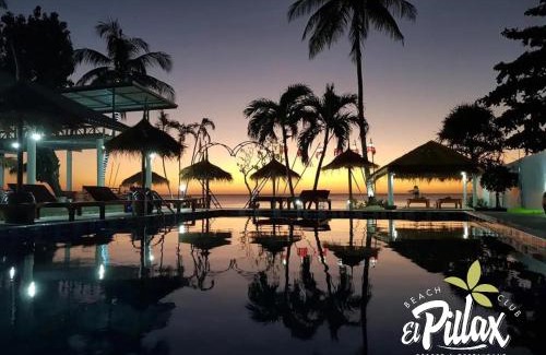 Koh Lan Ski Chalet | Bungalow near by beach El Pillax Lanta Resort