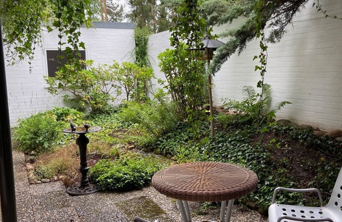 Grafenau House | Bungalow near Mercedes and American facilities.Quiet neighbourhood