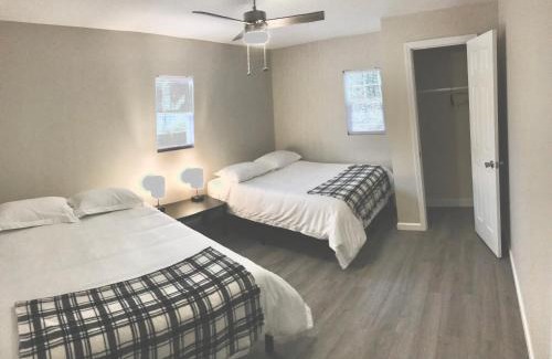 Gainesville House | Bungalow near the lake