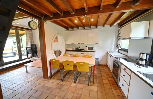 Virton House | Bungalow next to the Lac de Vallée de Rabais
