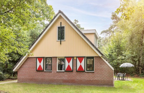 Borger House | Bungalow nr Nature Reserve