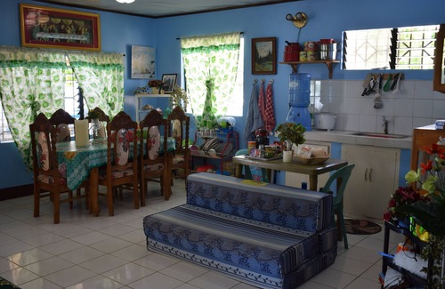 San Francisco Island House | Bungalow on the beach for families and large groups up to 20 persons