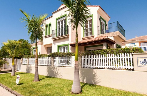 Pasito Blanco Cottage | Bungalow Pasito Blanco Marina Port 1 by VillaGranCanaria