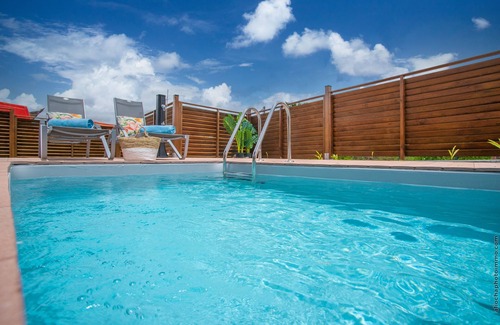 Le Vauclin House | Bungalow POM1, piscine privée