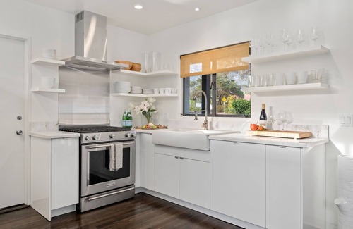 East San Roque House | Bungalow Retreat - Heart of Santa Barbara