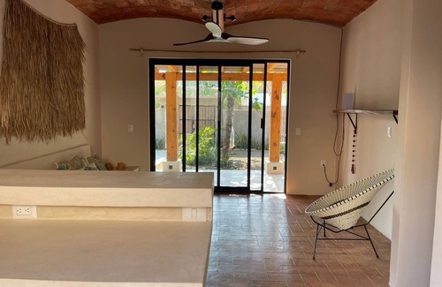 Brisas de Zicatela House | Bungalow rustic chic next to the beach