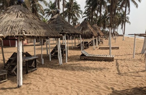 Lome House | Bungalow sea view 109