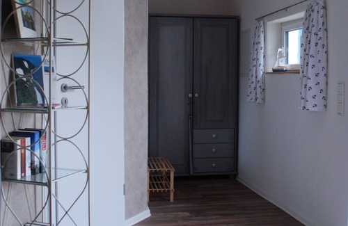 Rambin House | Bungalow starboard