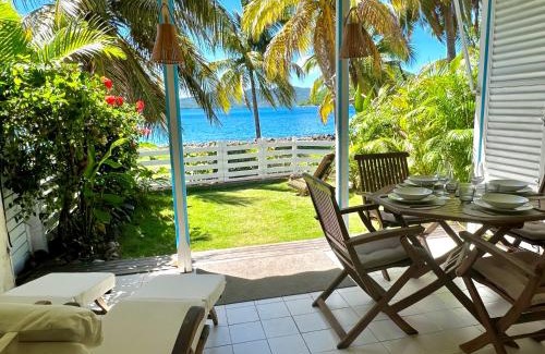 Terre-de-Haut House | Bungalow Sucrier, les pieds dans l'eau