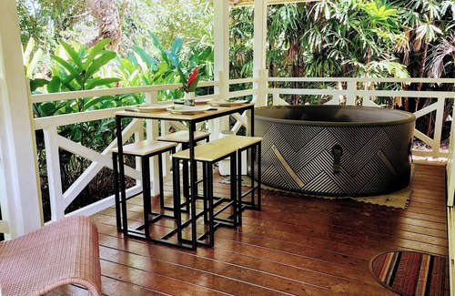 Sarramea House | Bungalow Tropical Spa