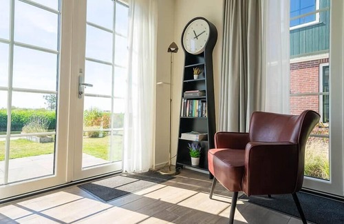 Uitdam House | Bungalow with 2 bedrooms, 2 bathrooms and a sauna