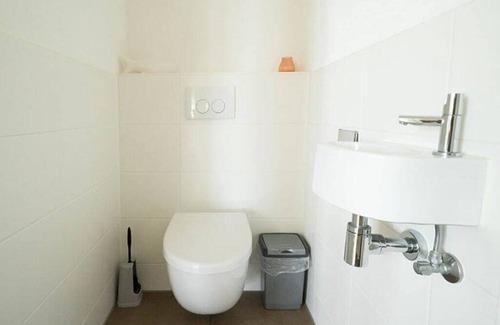 Uitdam House | Bungalow with 3 bedrooms, 2 bathrooms and a sauna