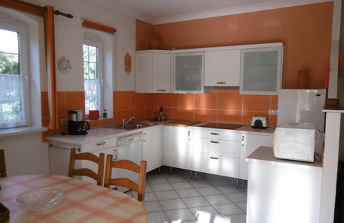 Burgau Apartment | Bungalow with apartment in a quiet location and large pool