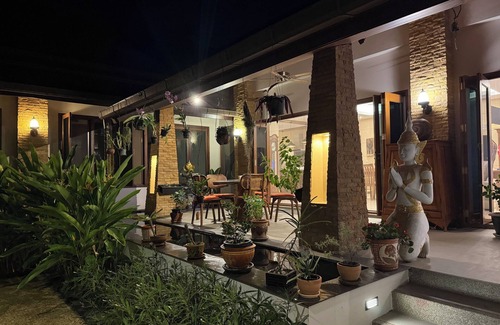 Thep Kasattri House | Bungalow with exceptional naturist pool. quiet location