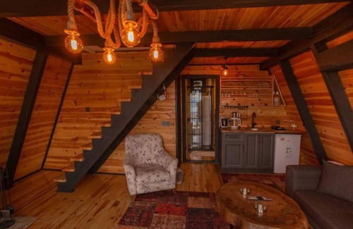 Ilmiye Apartment | Bungalow with Jacuzzi and Private Pool in Sapanca