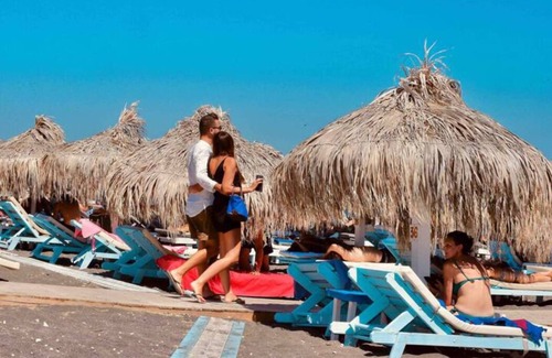 Perivolos House | BUNGALOW WITH POOL ON THE BEACH