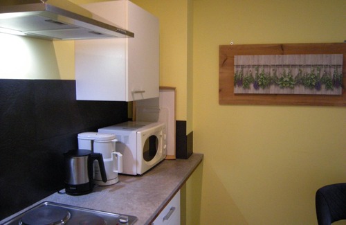 Dipperz Apartment | Bungalow47 basement. 4 beds, barbecue area, near the lake!