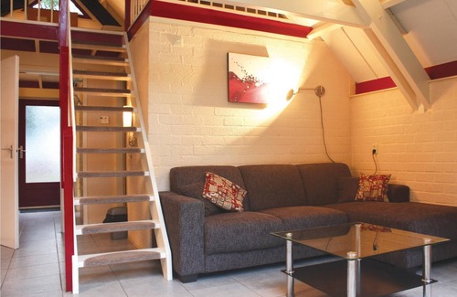 Posterholt House | Bungalowpark Het Posterbos is located 800 meters outside the sociable village of Posterholt in the m