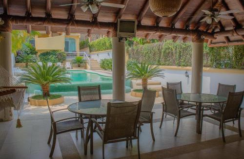 Playa Las Gatas House | Bungalows Arena Dorada