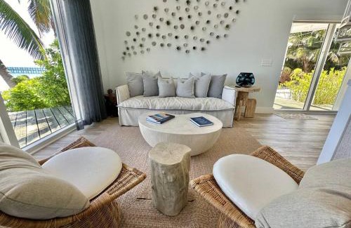 Sugarloaf Key House | Bungalows Beach Rental Key West - Lighthouse