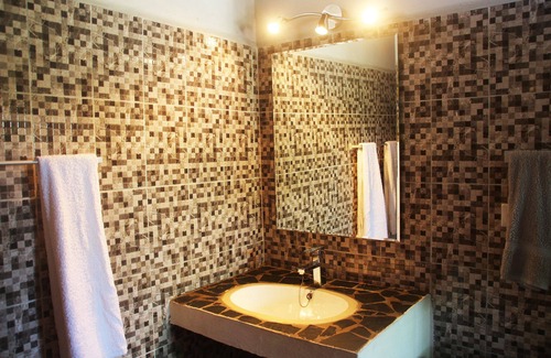 Nosy Tanihely Hotel | Bungalows Des Tropiques