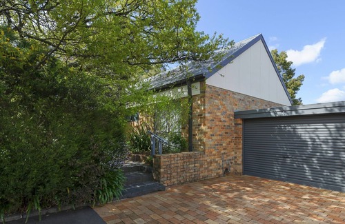 Croydon House | Bungunyah Apartments: Kaori