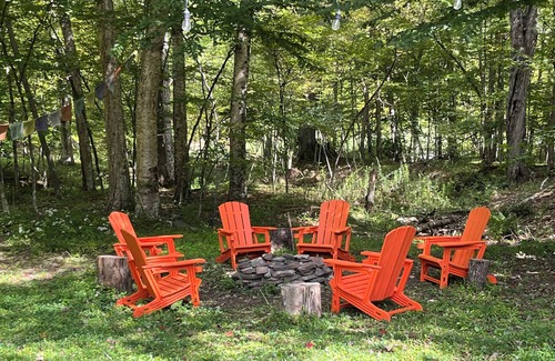Oliverea Cabin | Bunkhouse 38: Serene Wilderness Retreat near Esopus Creek