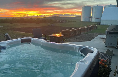 Great Falls House | Bunkhouse at Down Home Acres