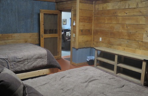 Platte Cabin | Bunkhouse with all the amenities one could need!
