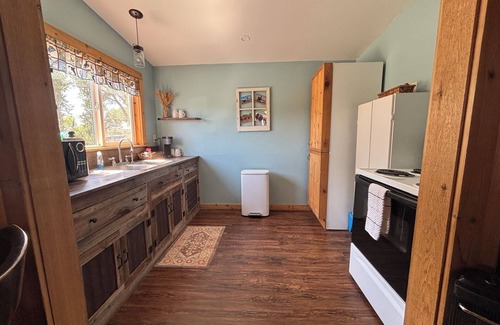 Big Timber House | Bunkhouse with Horse Accommodations