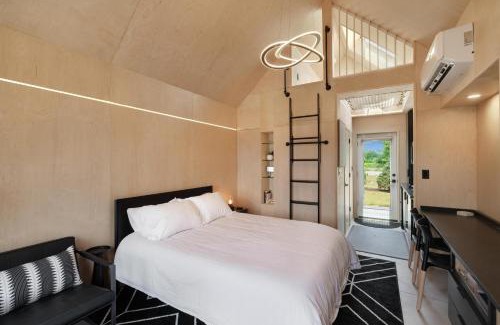 Ottawa House | Bunkies-Basecamp