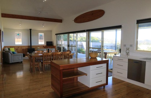Berrara House | Bunkys By The Sea Holiday House