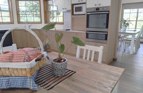 North Maleny House | Bunya - 2-Bedroom, 2-Bathroom House with Private Garden